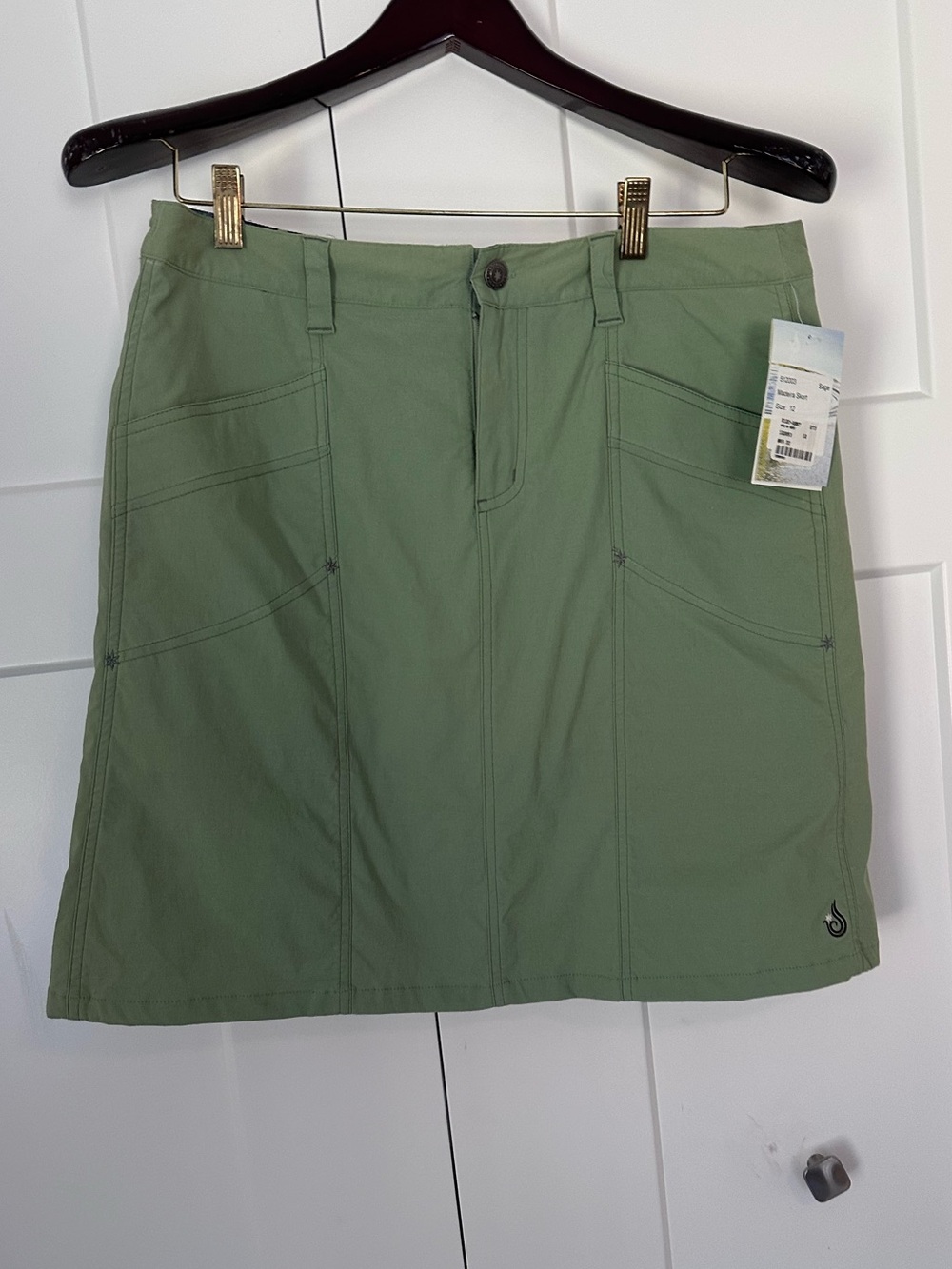 Isis Sage Green Skort NWT 12